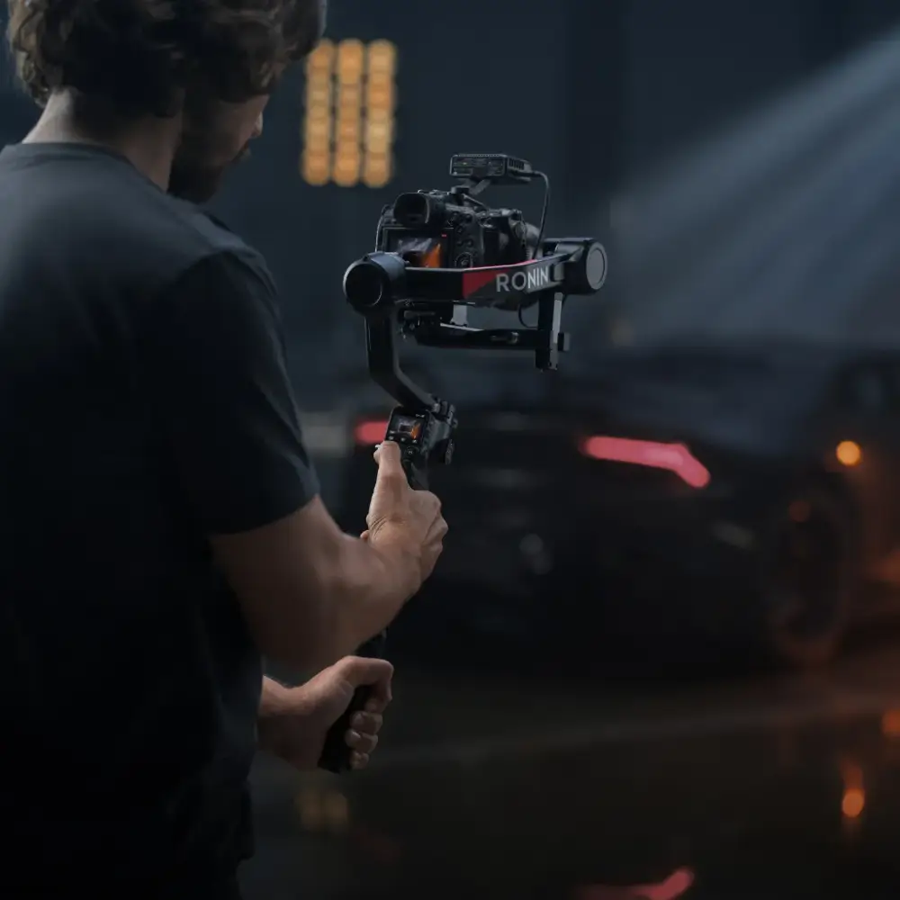 DJI RS 4 Pro Combo - Image 3